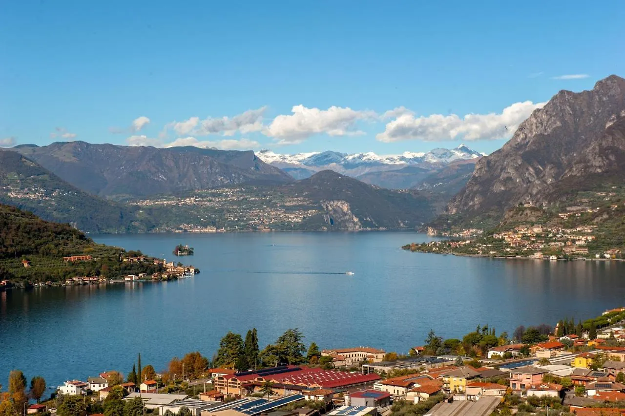 Lake View 30 Sulzano 0*,